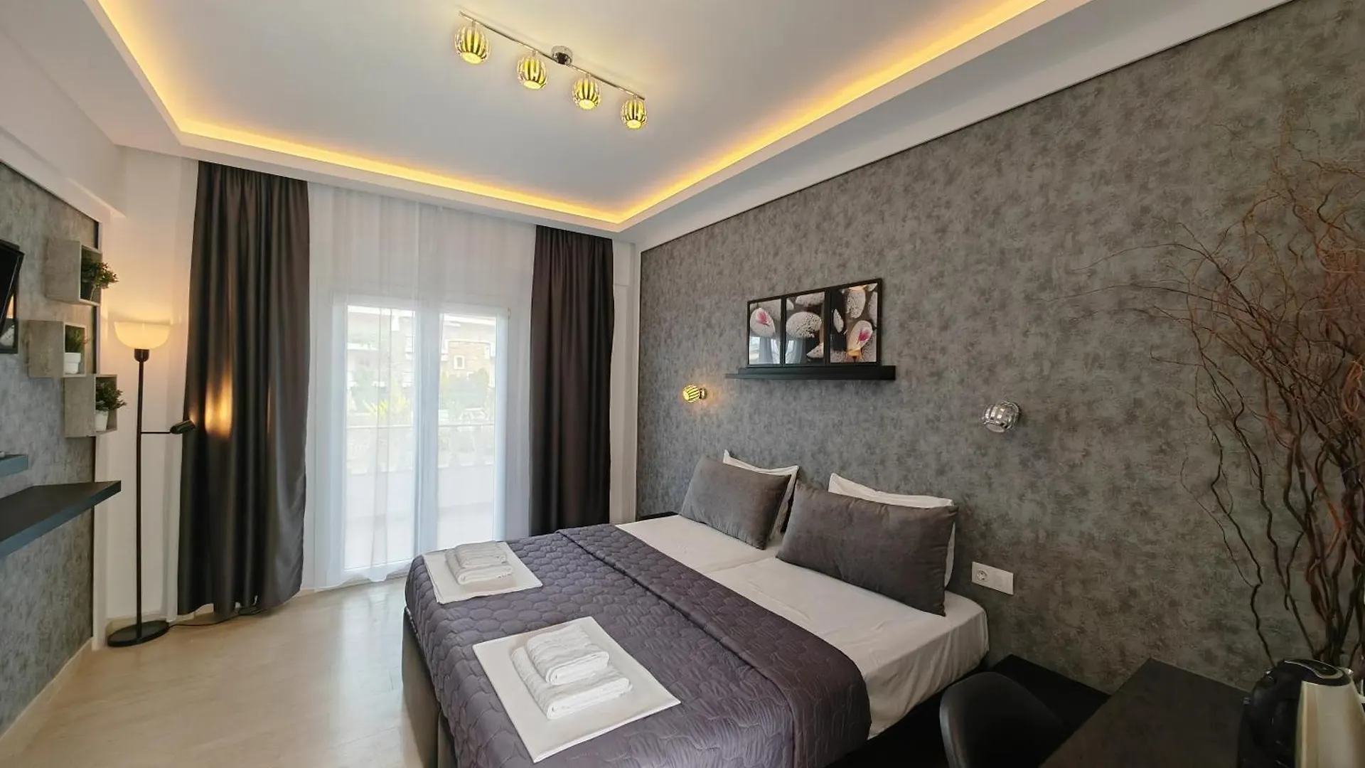 Hotel Valerios Kriopigi