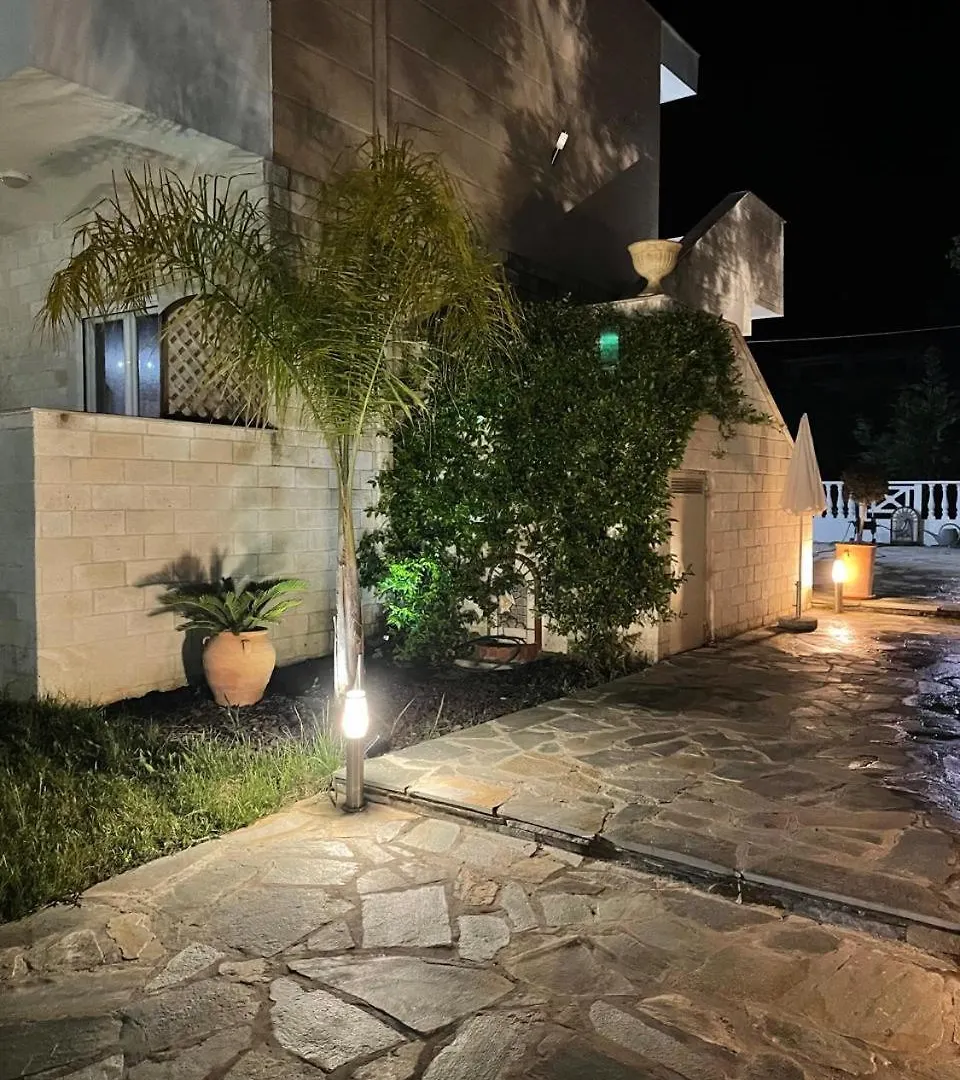 Hotel Valerios Kriopigi
