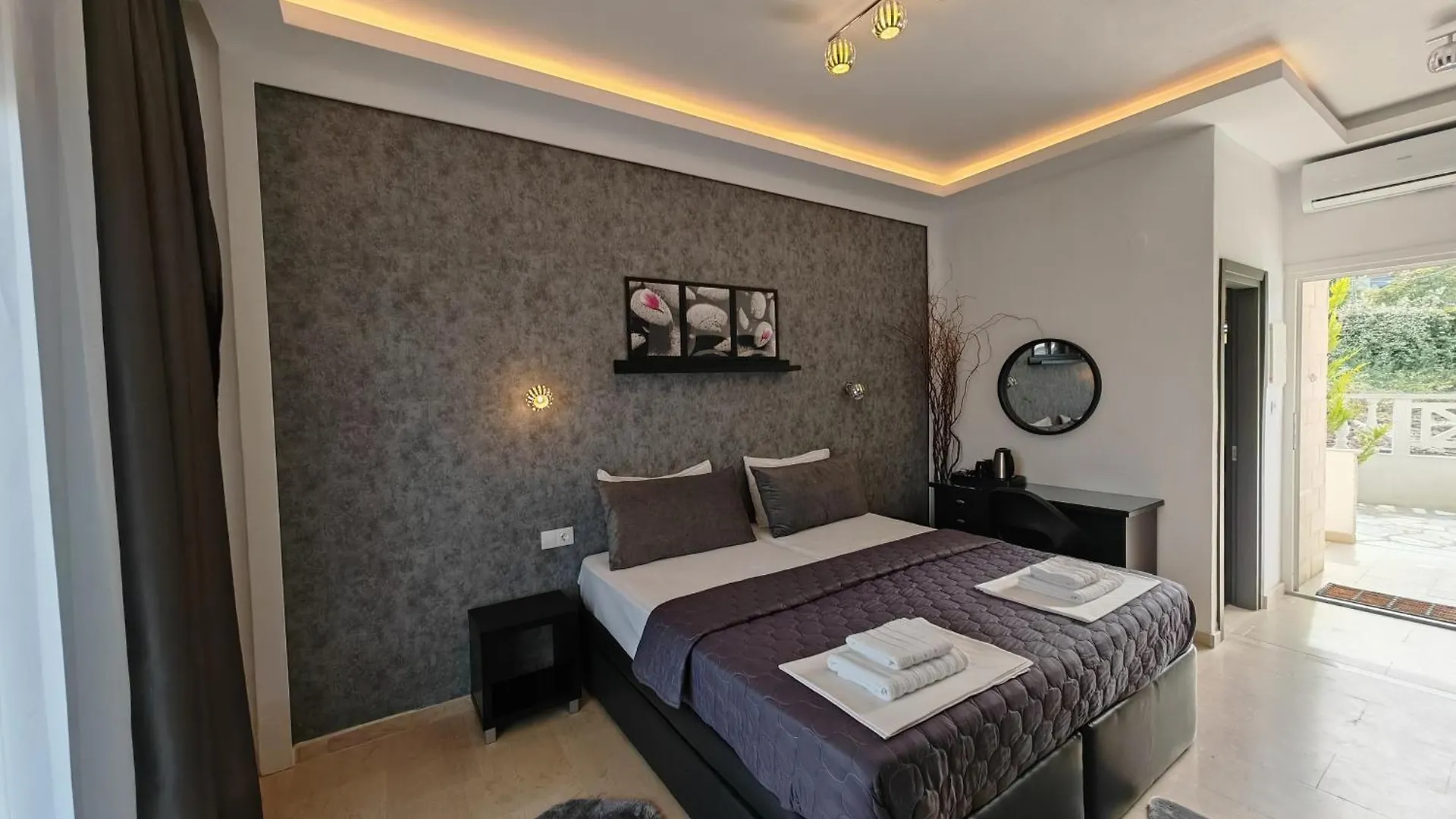 ***  Hotel Valerios Kriopigi Greece